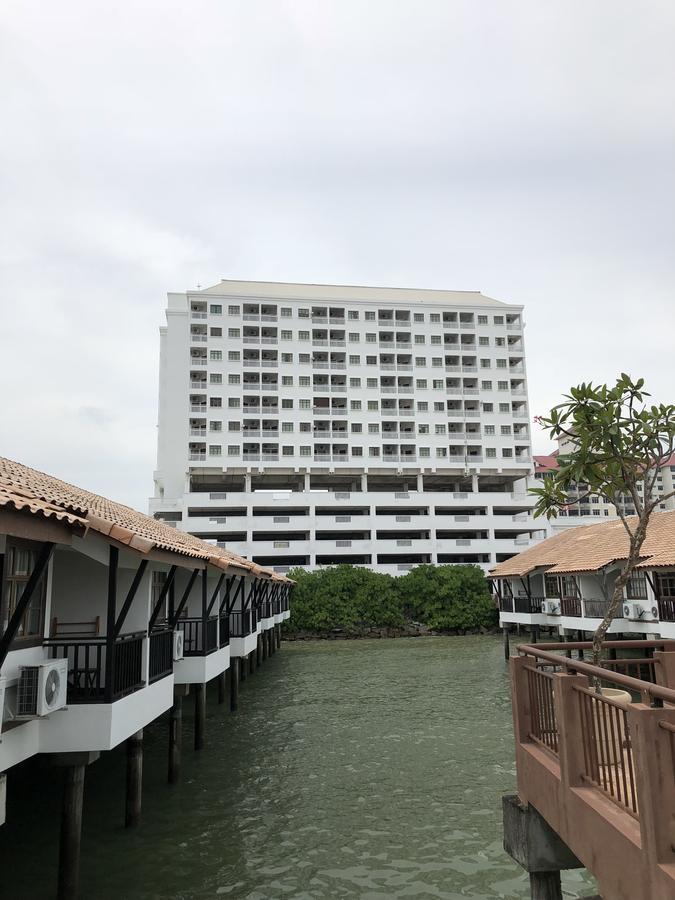 Private Water Chalet Port Dickson Buitenkant foto