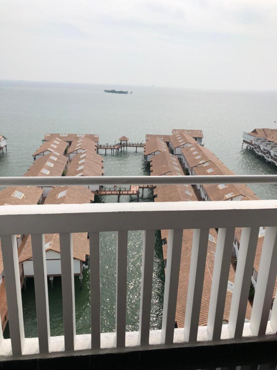 Private Water Chalet Port Dickson Buitenkant foto